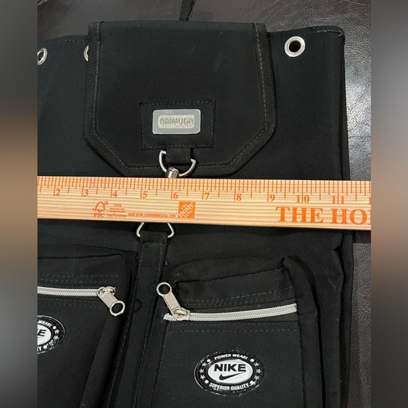 Brimuda Black Multi-Pocket Convertible Bucket Style Backpack/Sling Bag; Medium - Picture 10 of 11